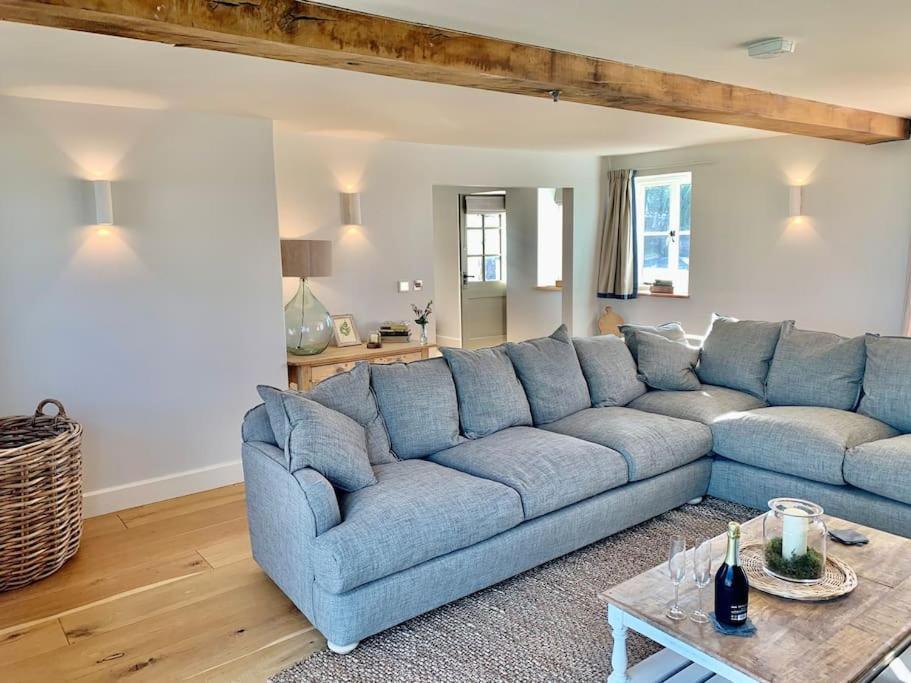 فيلا Coed Farm-Hot Tub-Sleeps 12-Near بريكون المظهر الخارجي الصورة