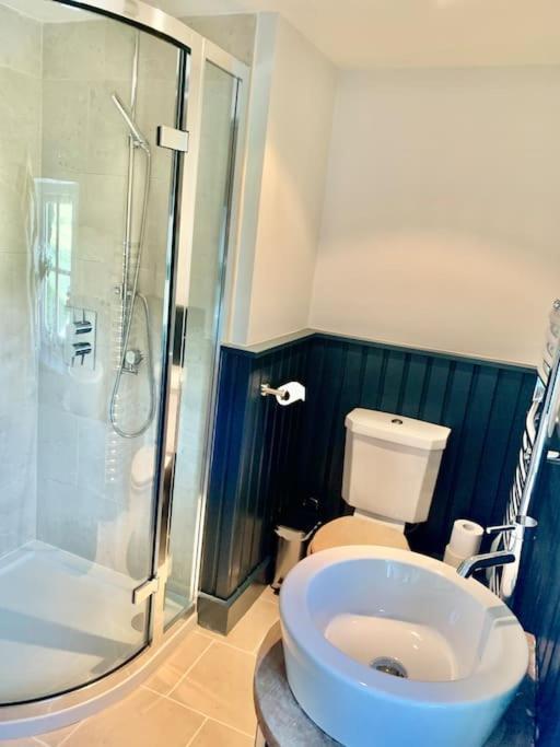 فيلا Coed Farm-Hot Tub-Sleeps 12-Near بريكون المظهر الخارجي الصورة