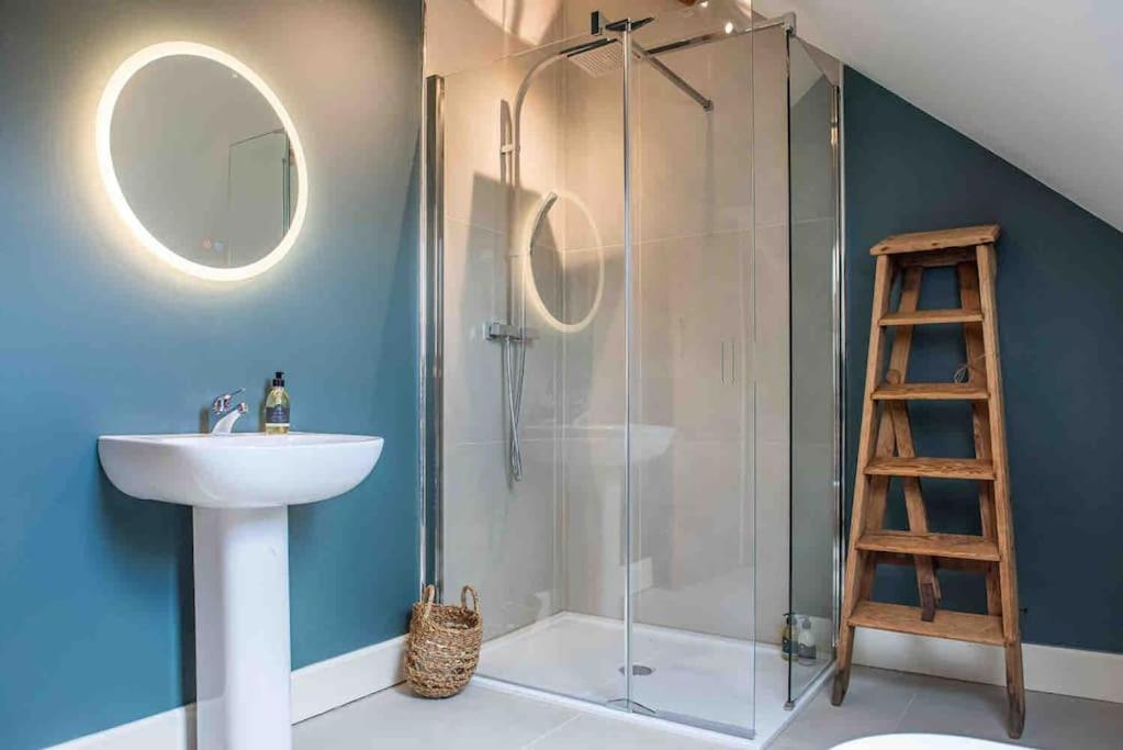 فيلا Coed Farm-Hot Tub-Sleeps 12-Near بريكون المظهر الخارجي الصورة